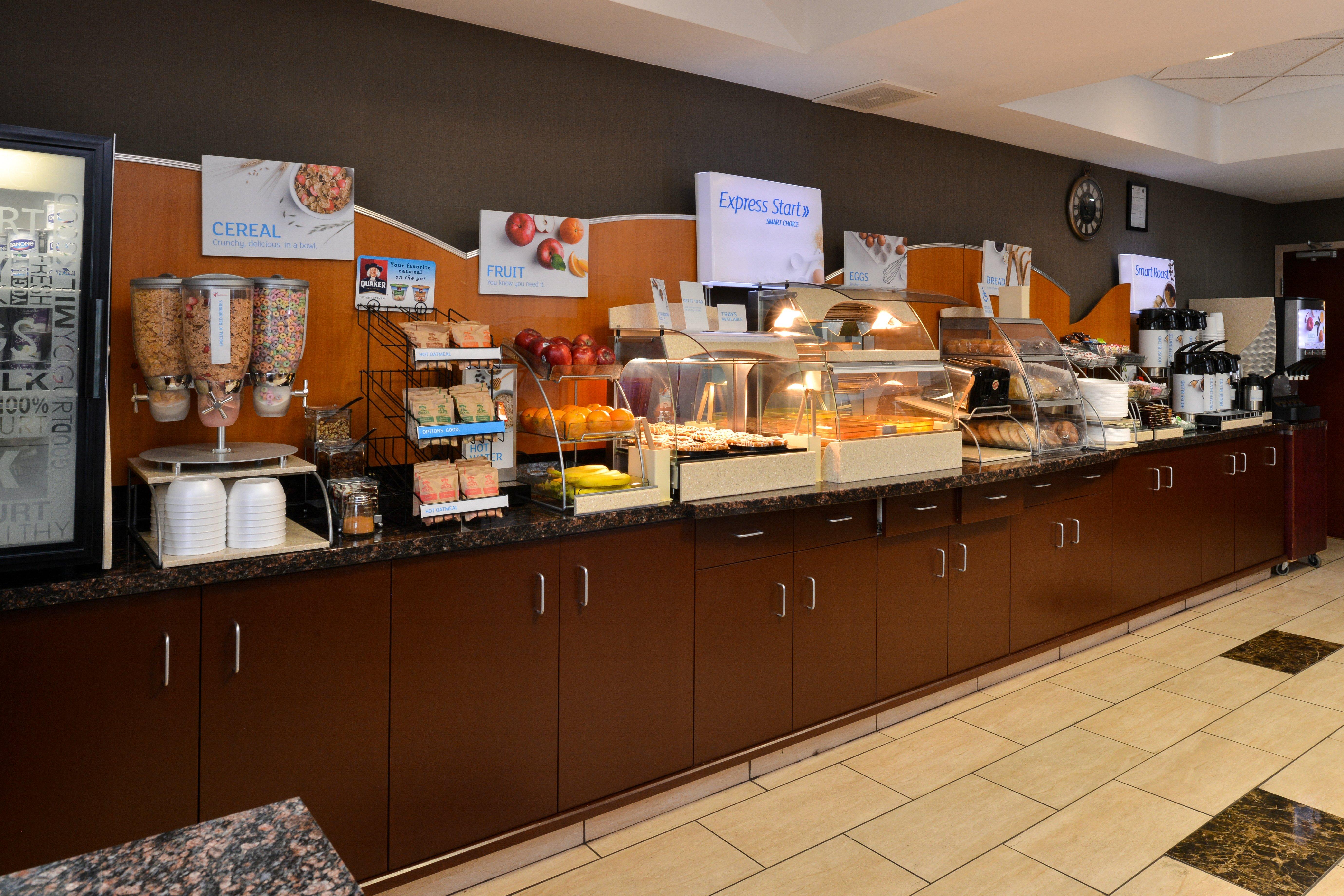 Holiday Inn Express Edmonton North By Ihg Eksteriør billede
