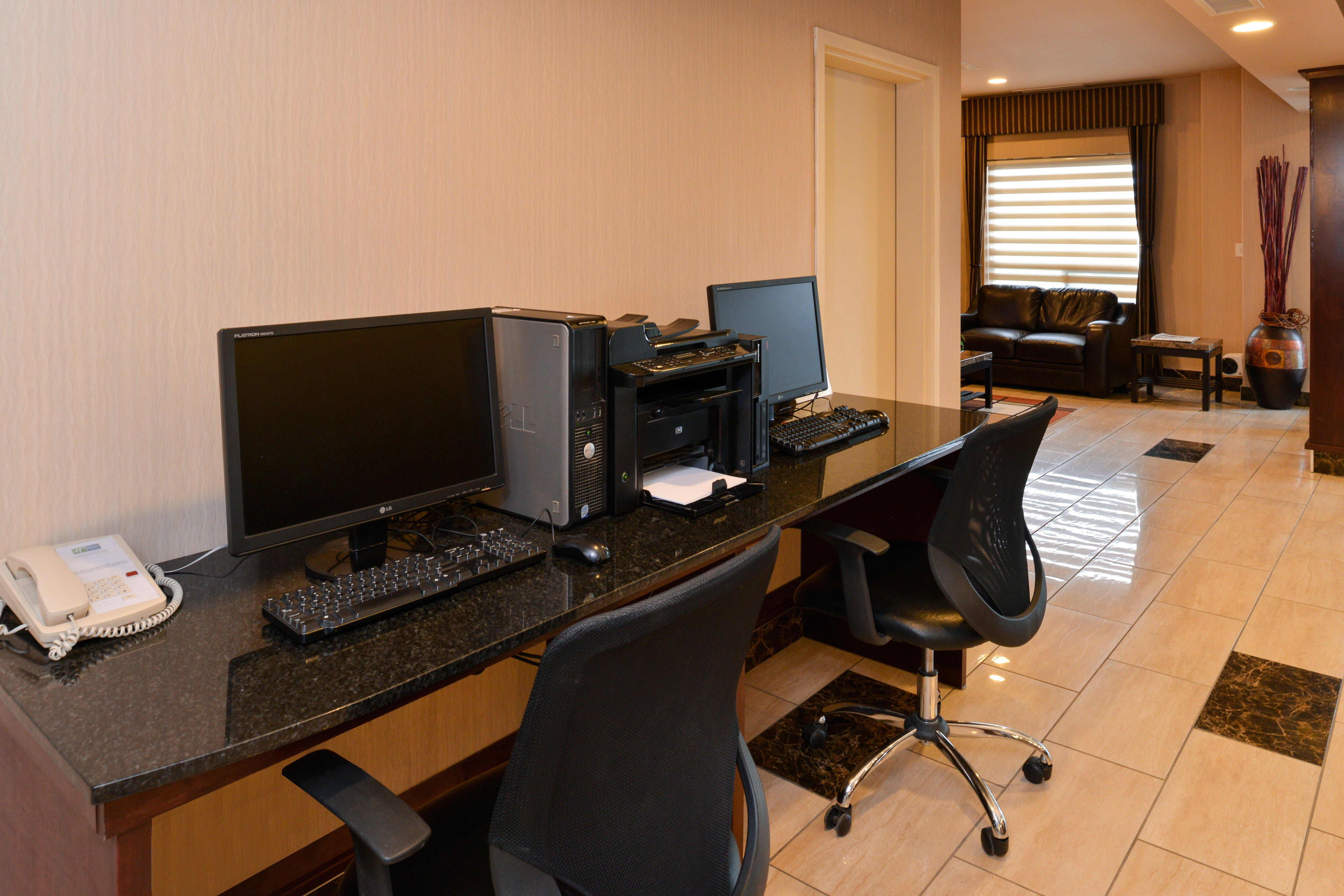 Holiday Inn Express Edmonton North By Ihg Eksteriør billede