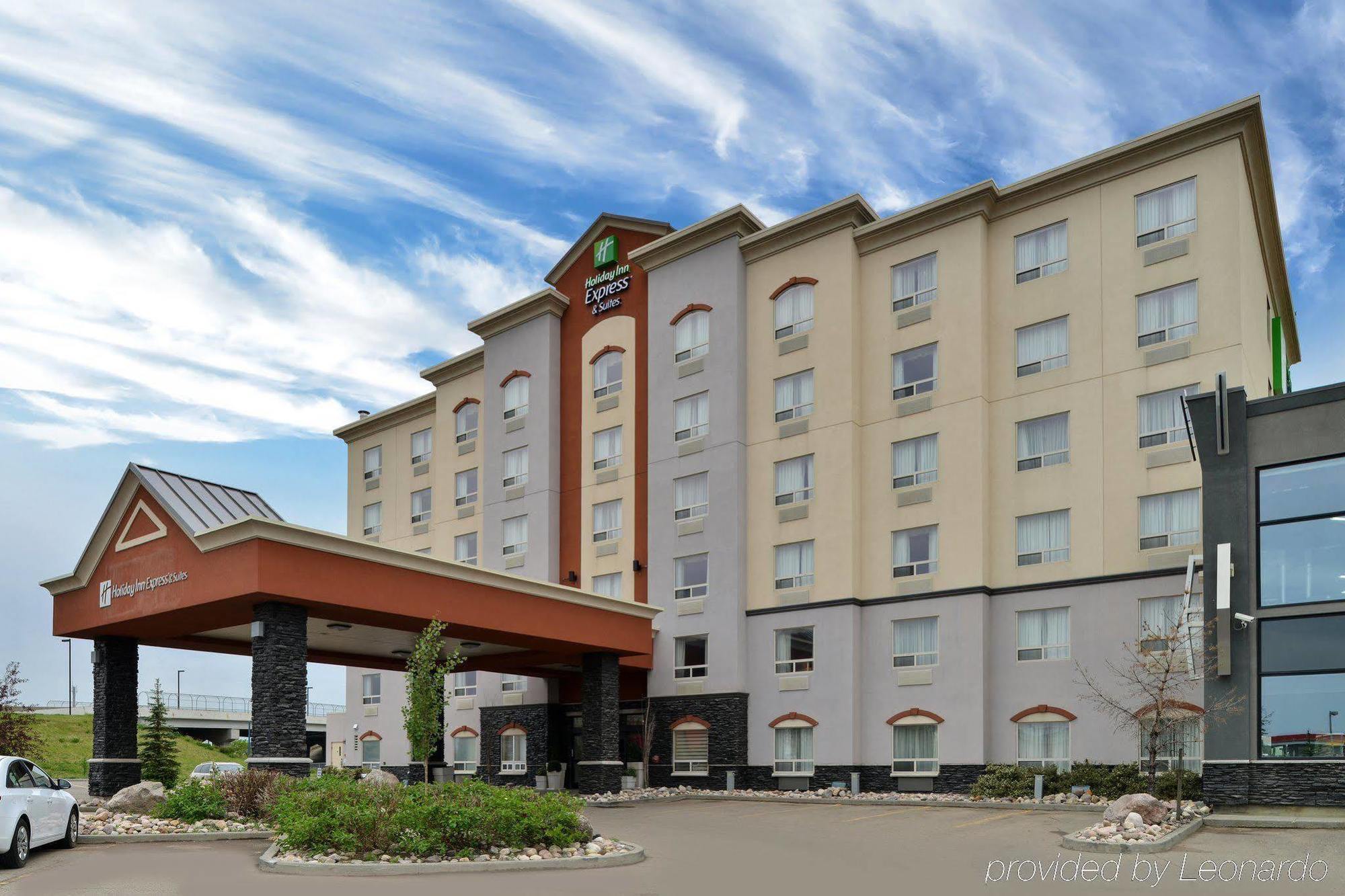 Holiday Inn Express Edmonton North By Ihg Eksteriør billede