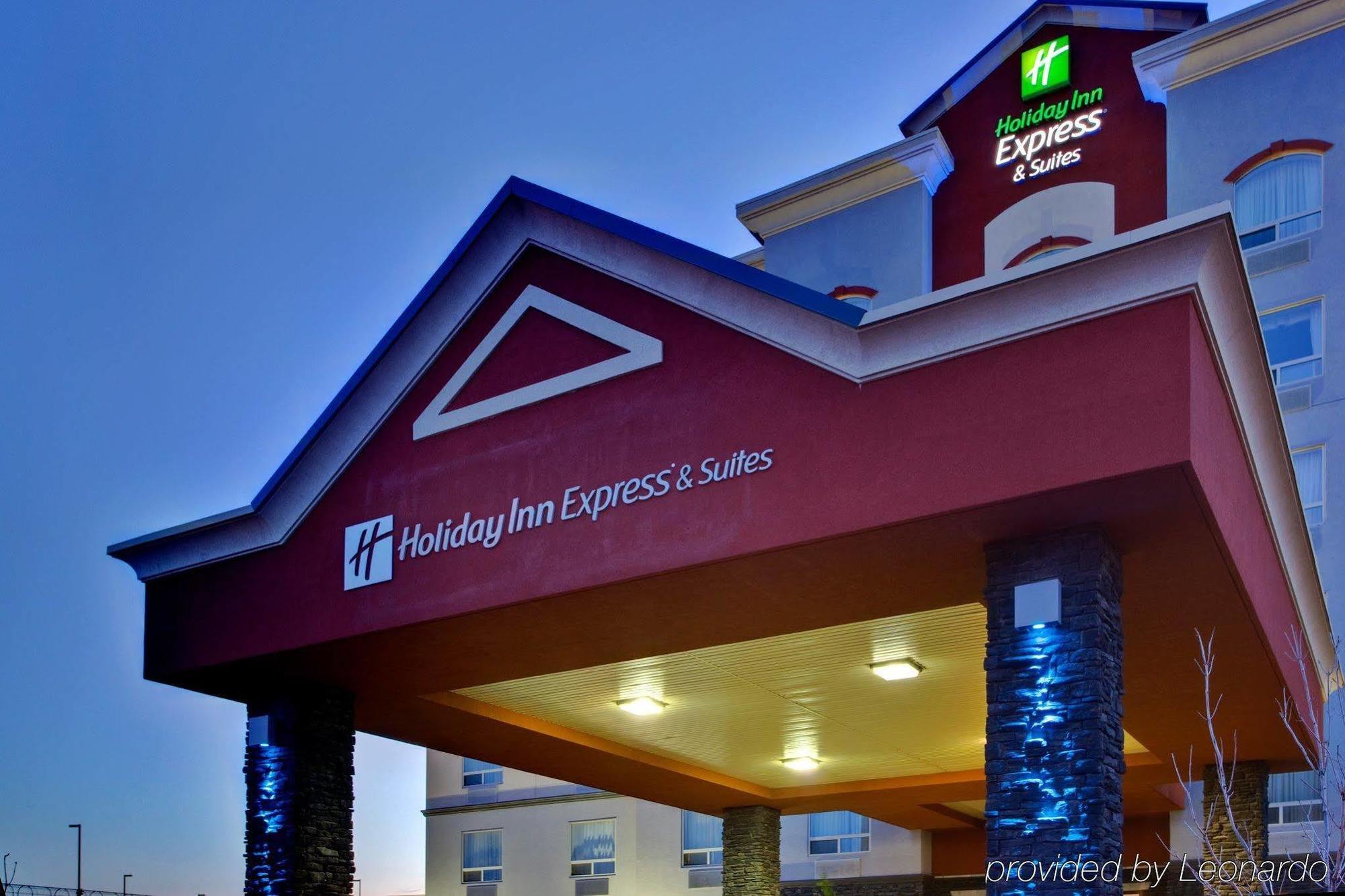 Holiday Inn Express Edmonton North By Ihg Eksteriør billede