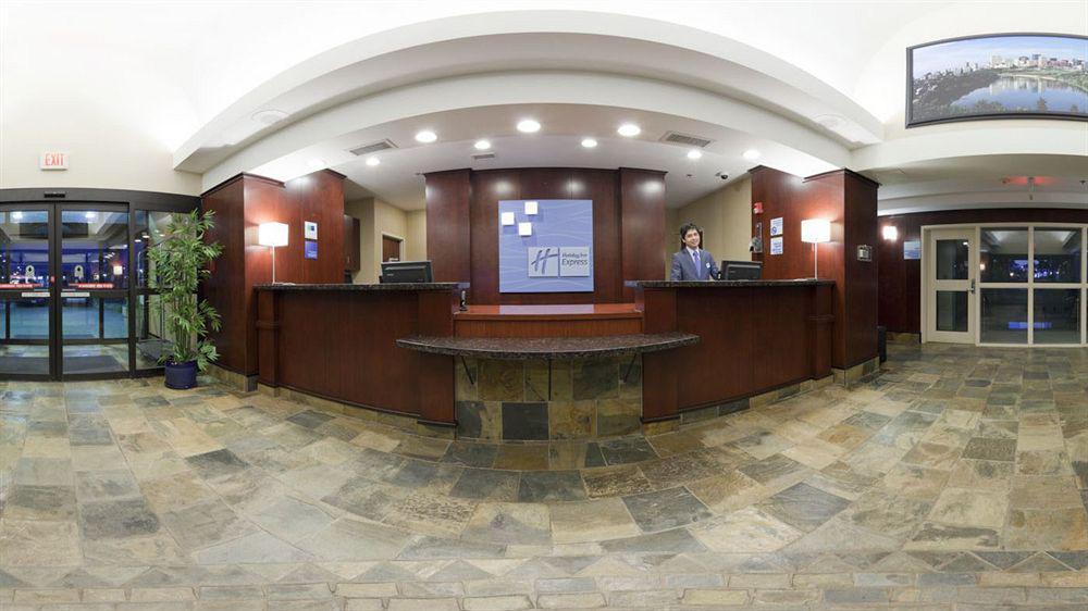Holiday Inn Express Edmonton North By Ihg Eksteriør billede