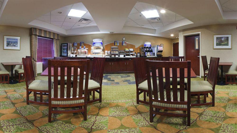 Holiday Inn Express Edmonton North By Ihg Eksteriør billede